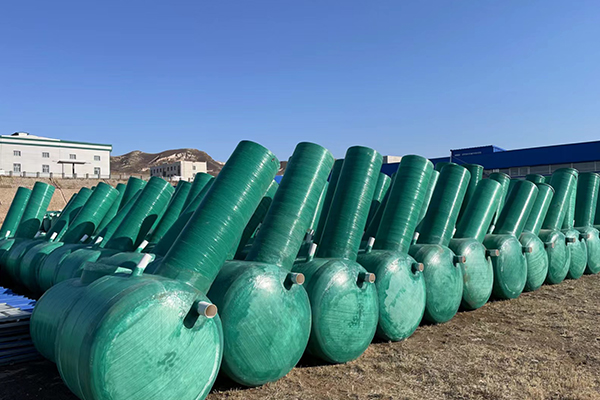 玻璃鋼化糞池的廠家在選擇時要考慮哪些內容 玻璃鋼化糞池的廠家在選擇時要考慮哪些內容